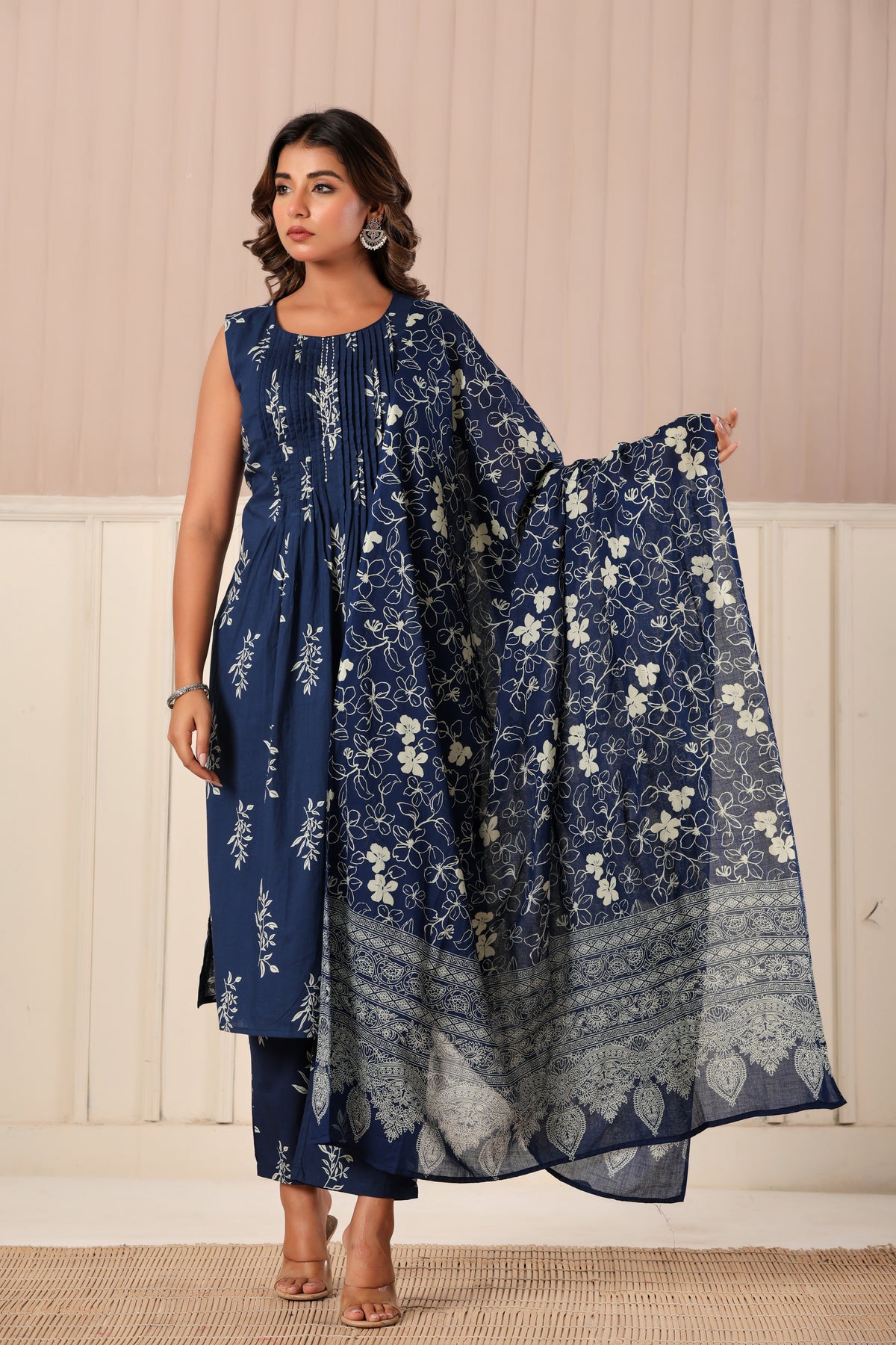 Navy blue sleeveless floral pleated cotton kurta set
