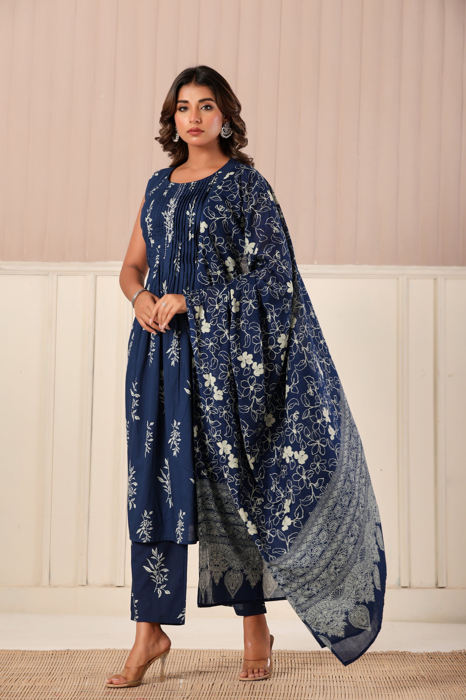 Navy blue sleeveless floral pleated cotton kurta set