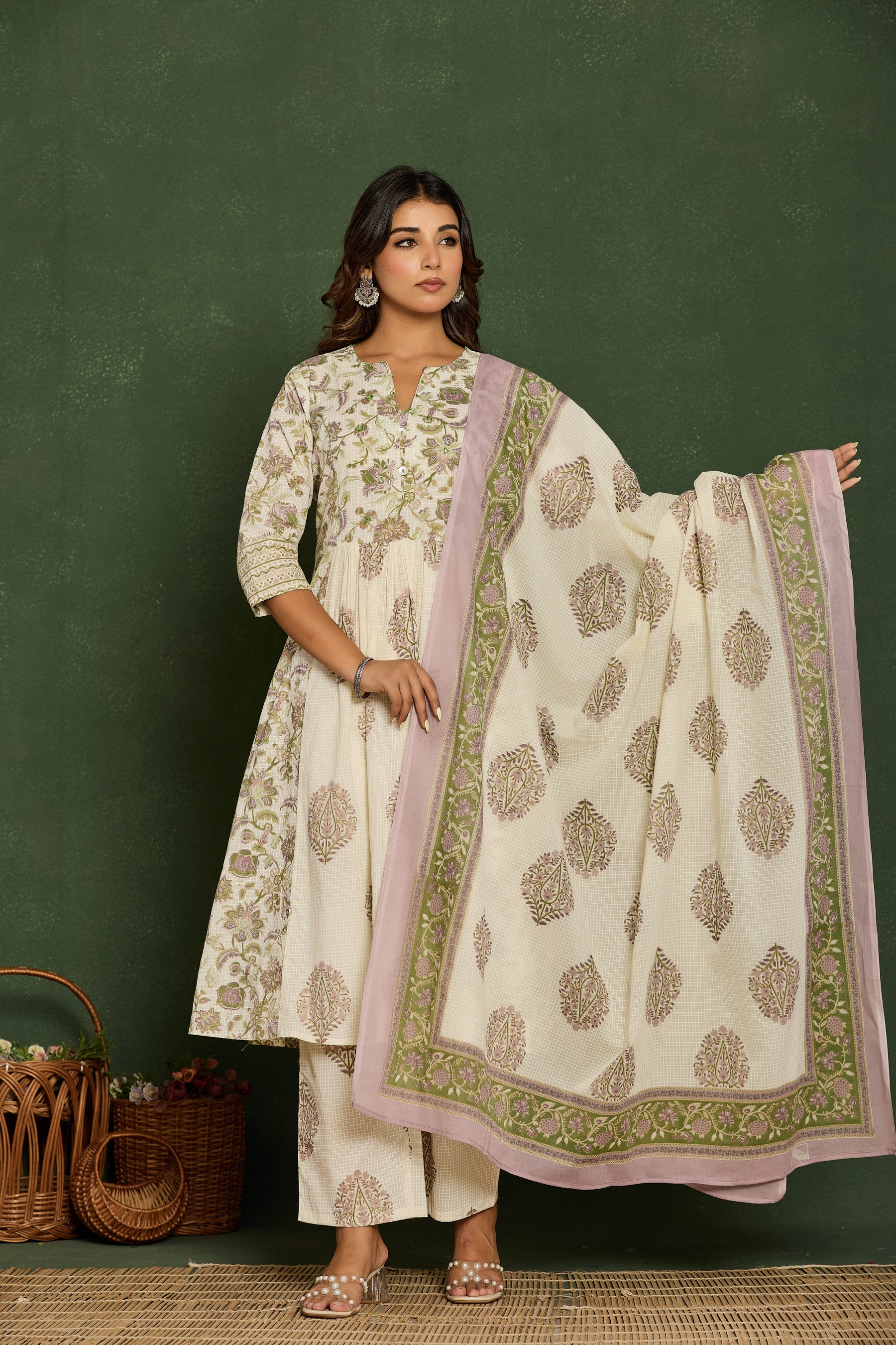 Checks Textured Purple Paneled Kurta Set With Printed Dupatta