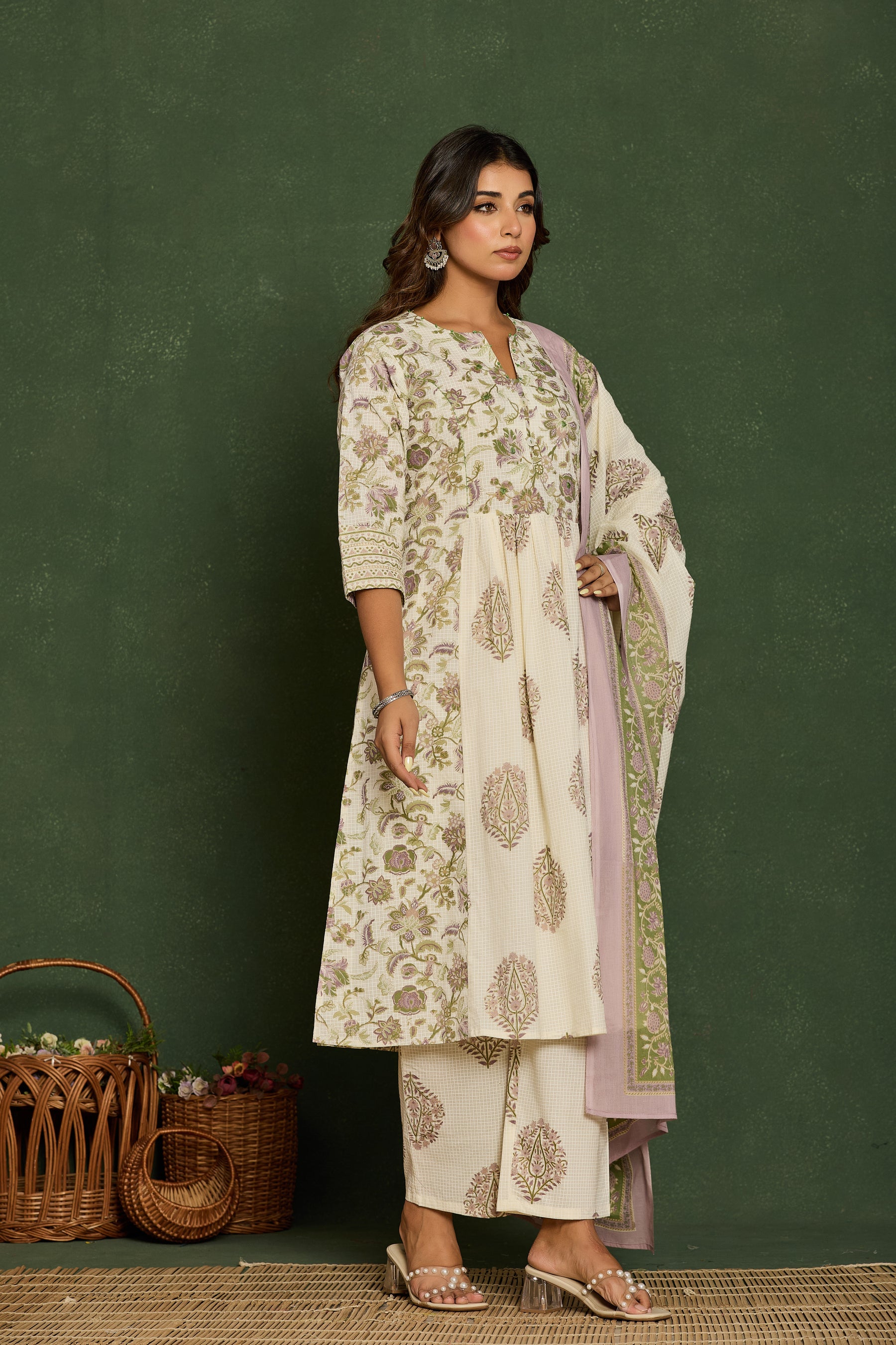 Checks Textured Purple Paneled Kurta Set With Printed Dupatta