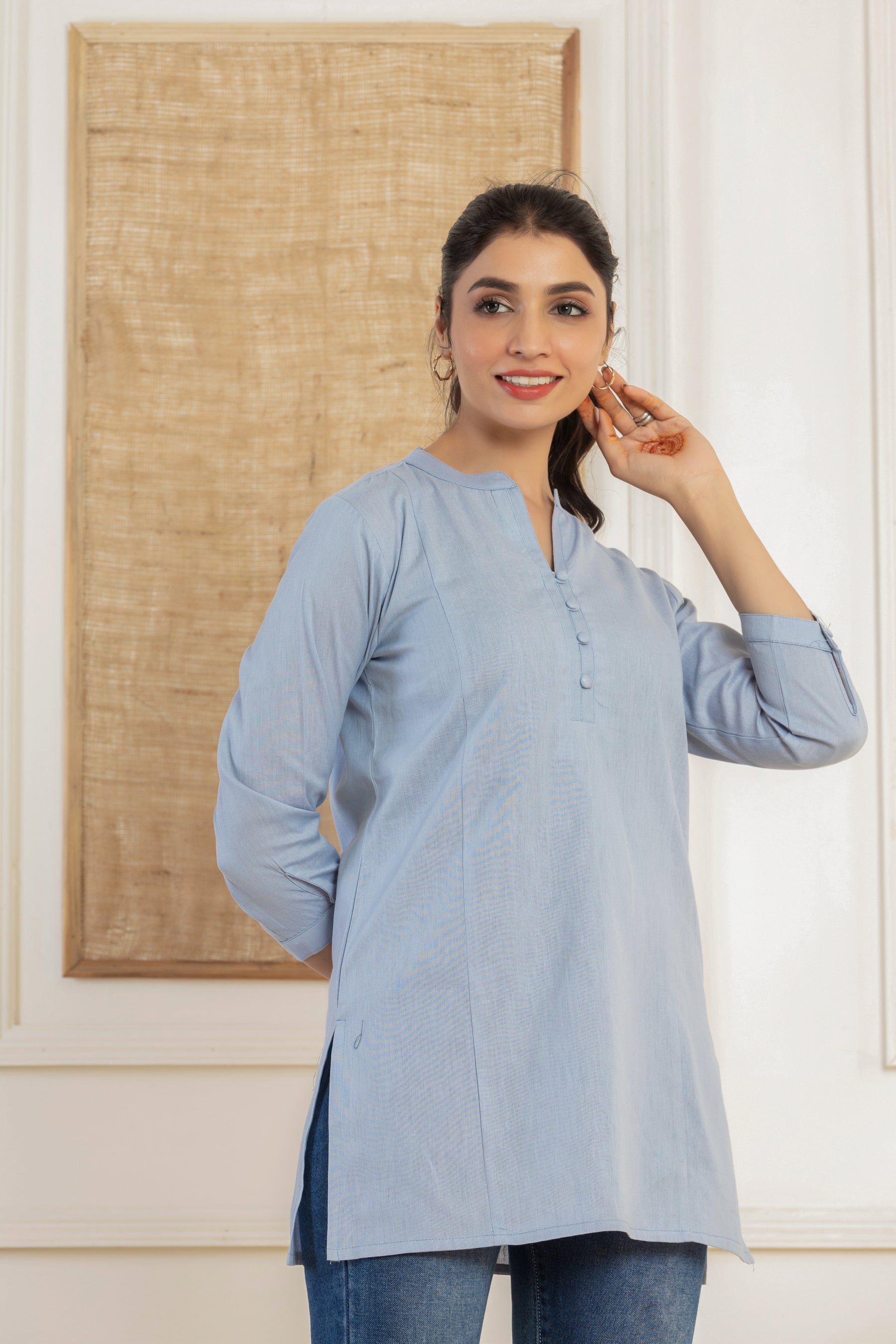 Solid blue flex top with potli buttons