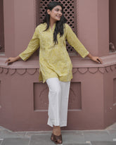 A Line Paisely Print Yellow Top