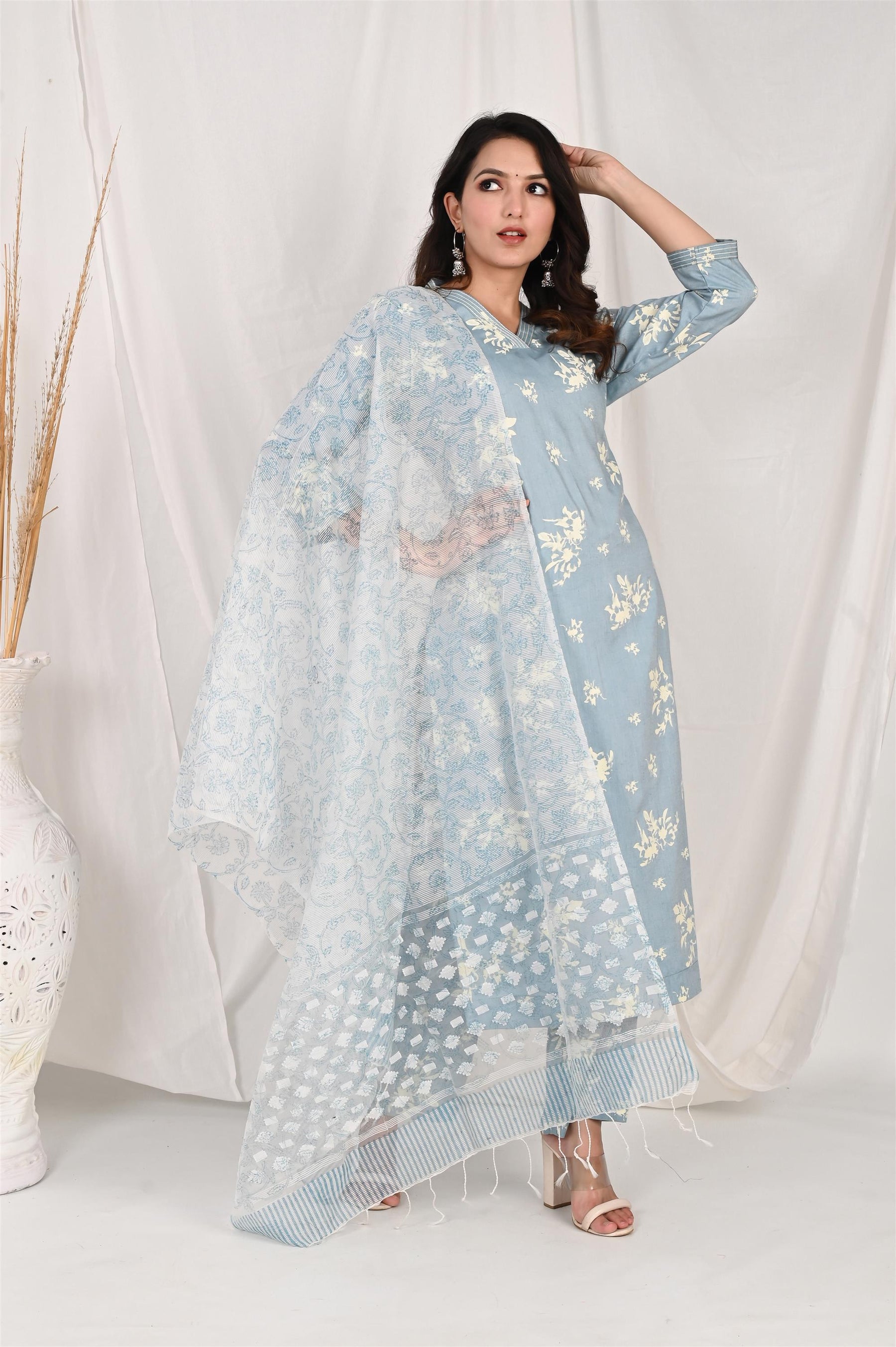 Blue Floral Printed Kurta Set with Kota Doriya Dupatta