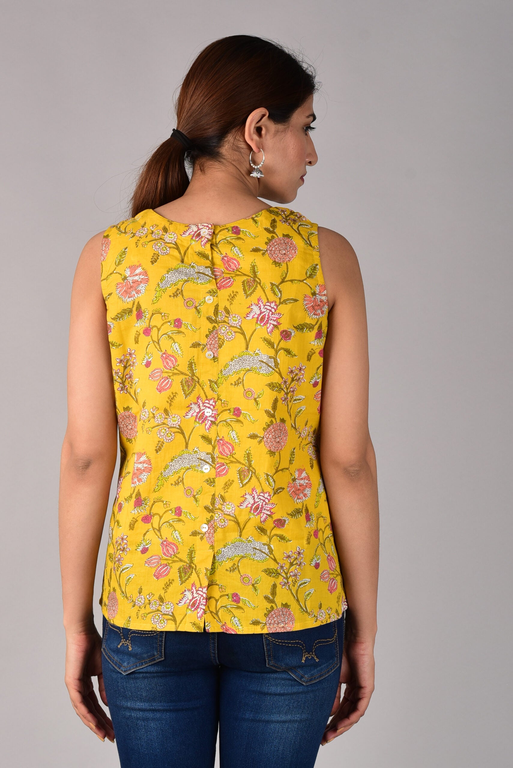 Floral Printed Sleeveless Top