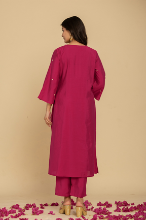 Muslin pleated embroidered pink kurta set with tisssue dupatta