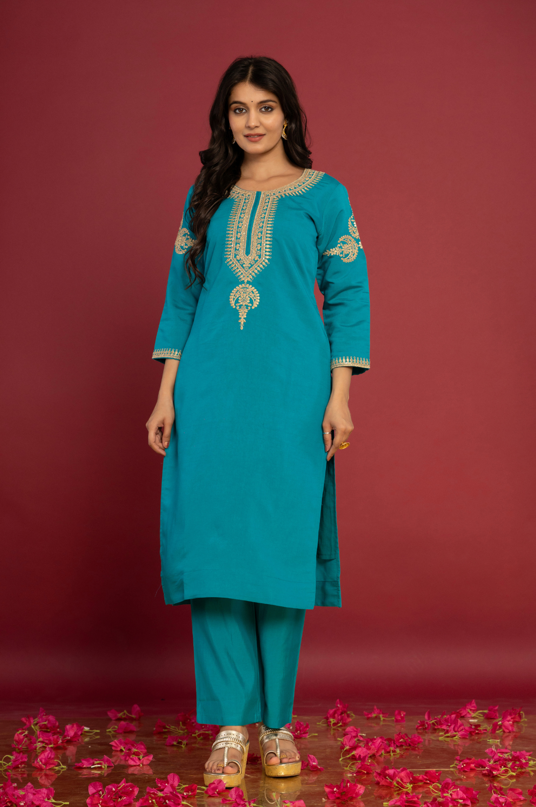 Muslin embroidered blue kurta set with bandhani dupatta