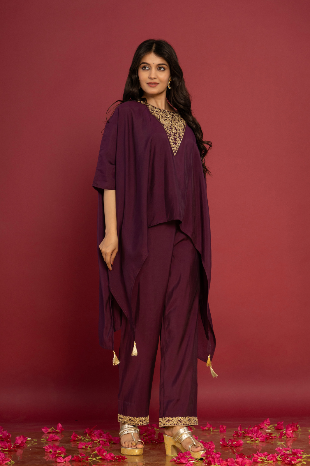 Purple asymmetric embroidered kaftan set