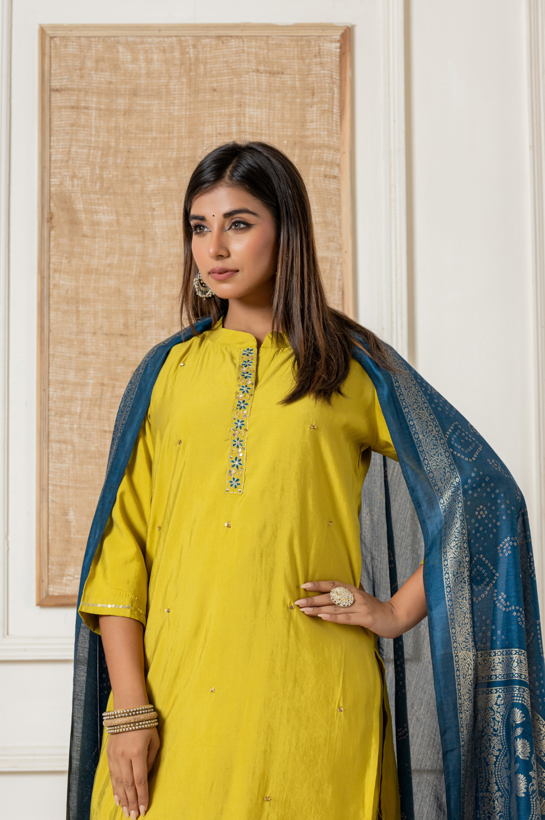 Muslin green kurta set with contrast bandhani dupatta