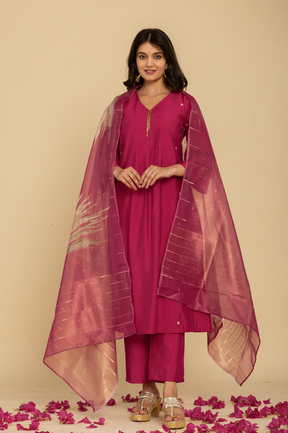 Muslin pleated embroidered pink kurta set with tisssue dupatta