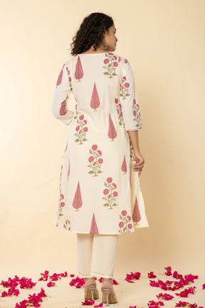 Cotton leaf printed pink kurta set with kota doria dupatta