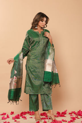 Chanderi green kurta set with banarasi dupatta