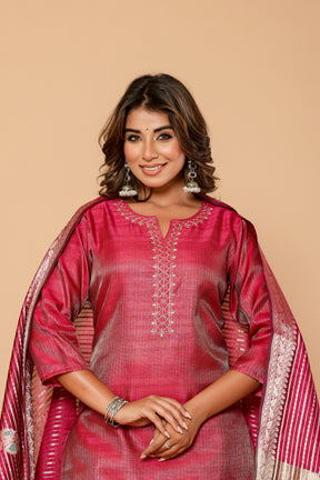 Chanderi pink kurta set with banarasi dupatta