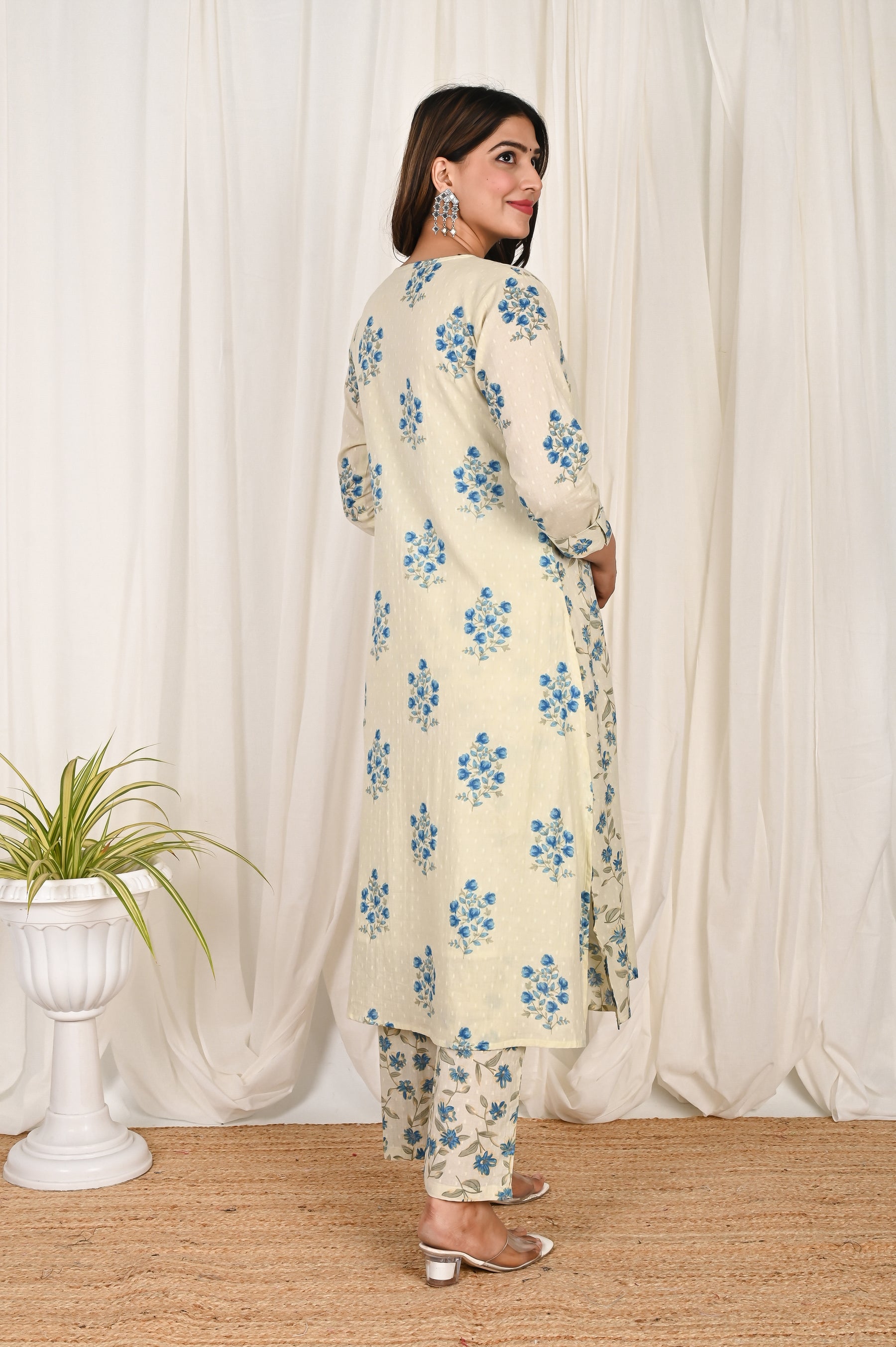 V neck panelled blue cotton kurta set
