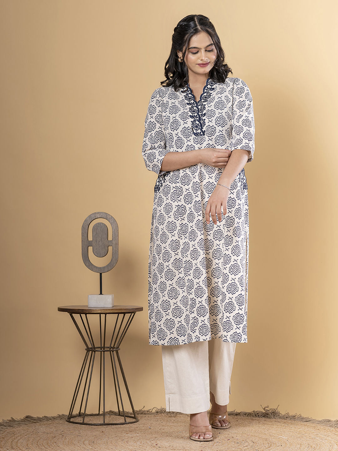 White cotton flex co-ord set with blue floral print