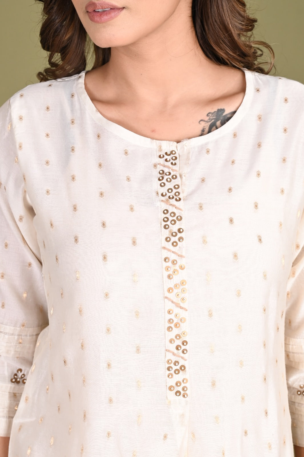 Hand Embroidered White Chanderi Kurta Set