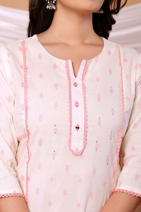 White Self design Cotton Kurta set with Peach Dupatta